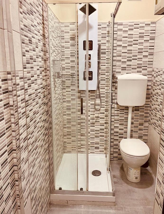 Golden House Apartamento Castel Maggiore Exterior foto