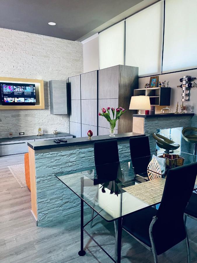 Golden House Apartamento Castel Maggiore Exterior foto